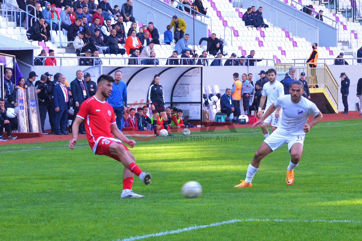 TFF 3. Lig: Orduspor 1967: 3 - Karaman Futbol Kulübü: 2