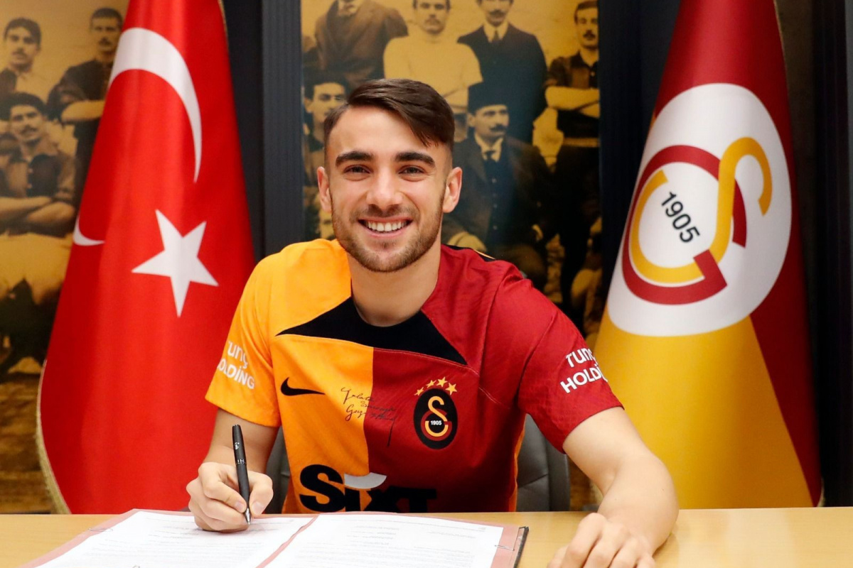 Yunus Akgün, 4 yıl daha Galatasaray’da