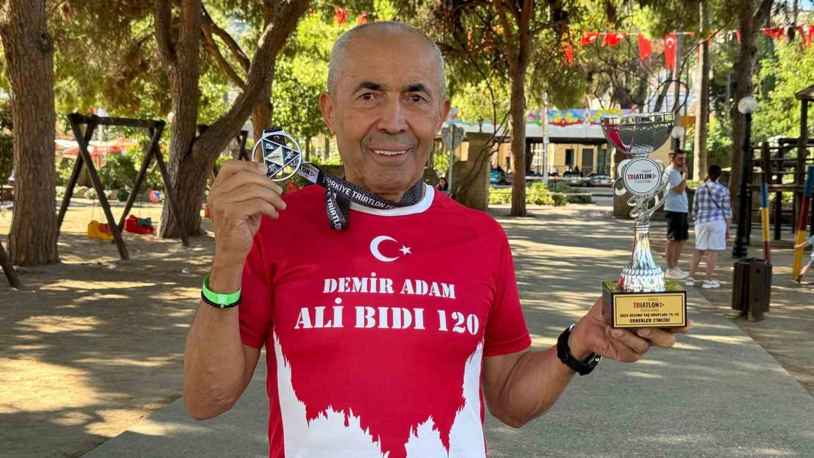 Yaşına Meydan Okuyan Demir Adam Alanya'dan Zaferle Döndü
