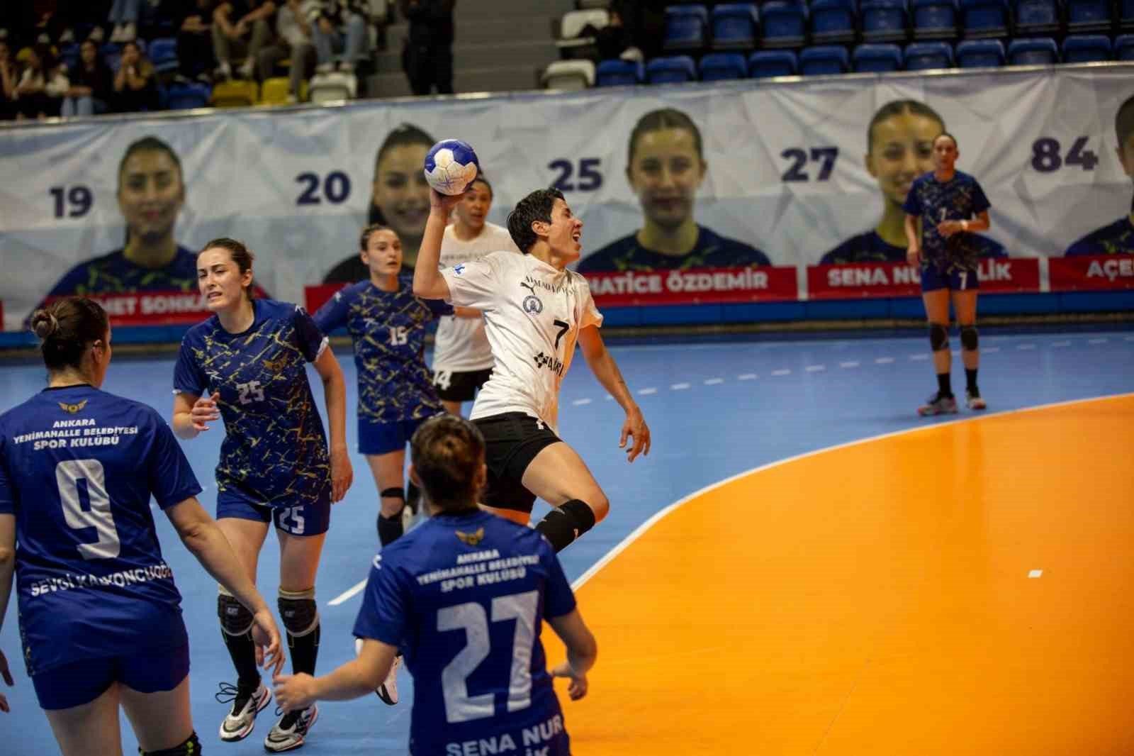 Hentbol Millileri Ankara'da Buluşuyor