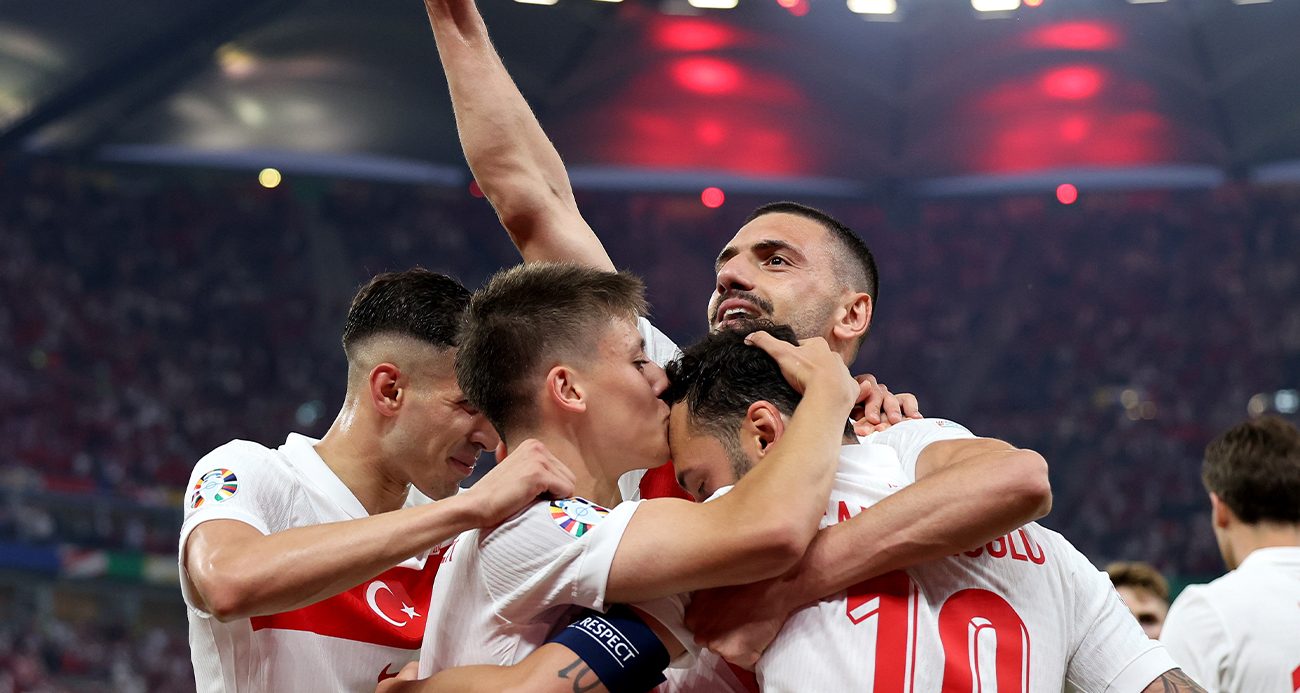 Ay-Yıldızlılar, Avrupa'da Grup Engelini Aştı