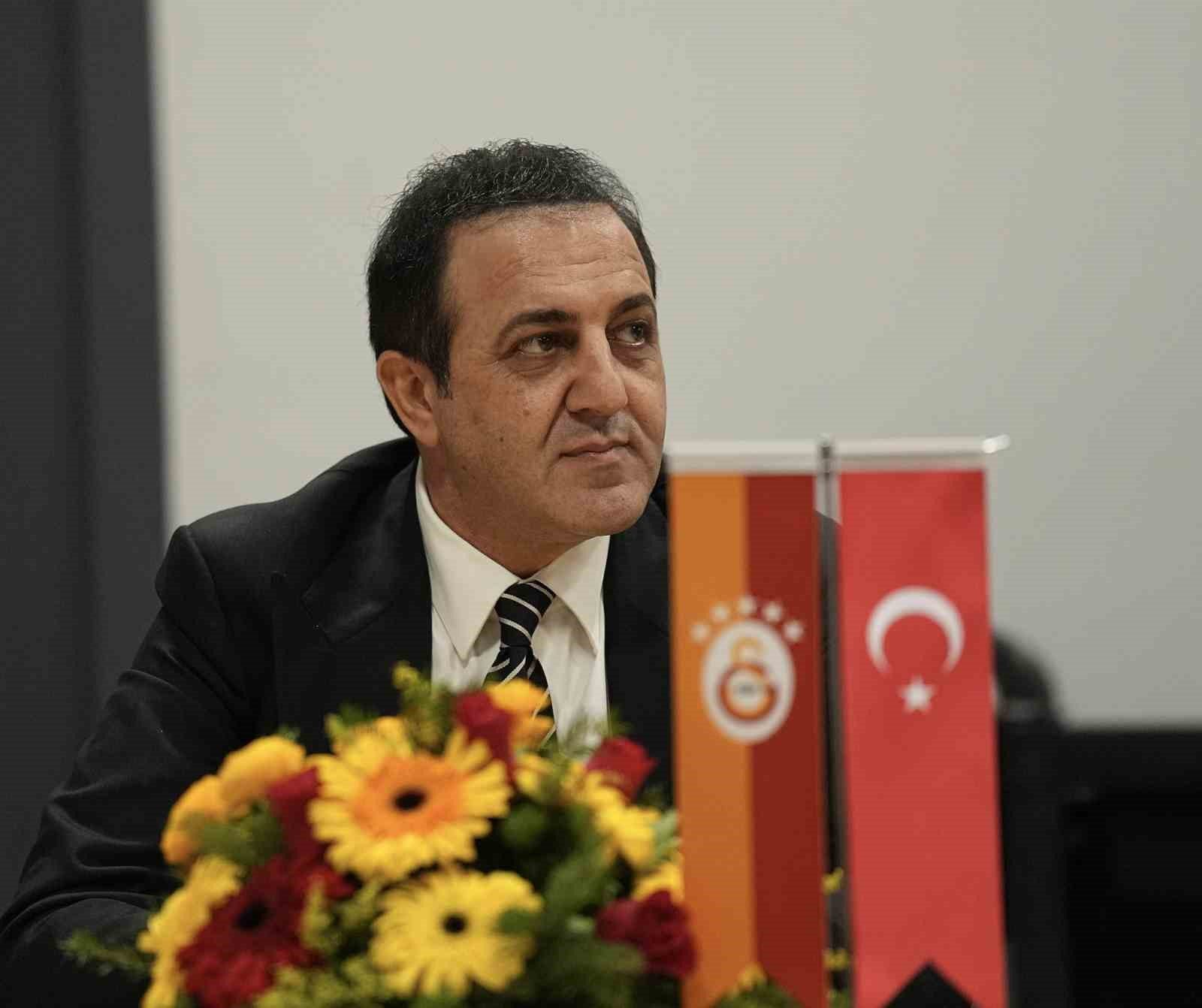 Abdullah Kavukcu: "Önceliğimiz orta saha, kesinlikle oraya transfer yapmak istiyoruz"