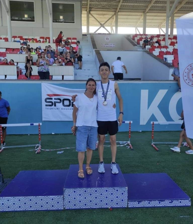 Afyonkarahisar'ın Atletizm Gururu: İki Türkiye Şampiyonluğu