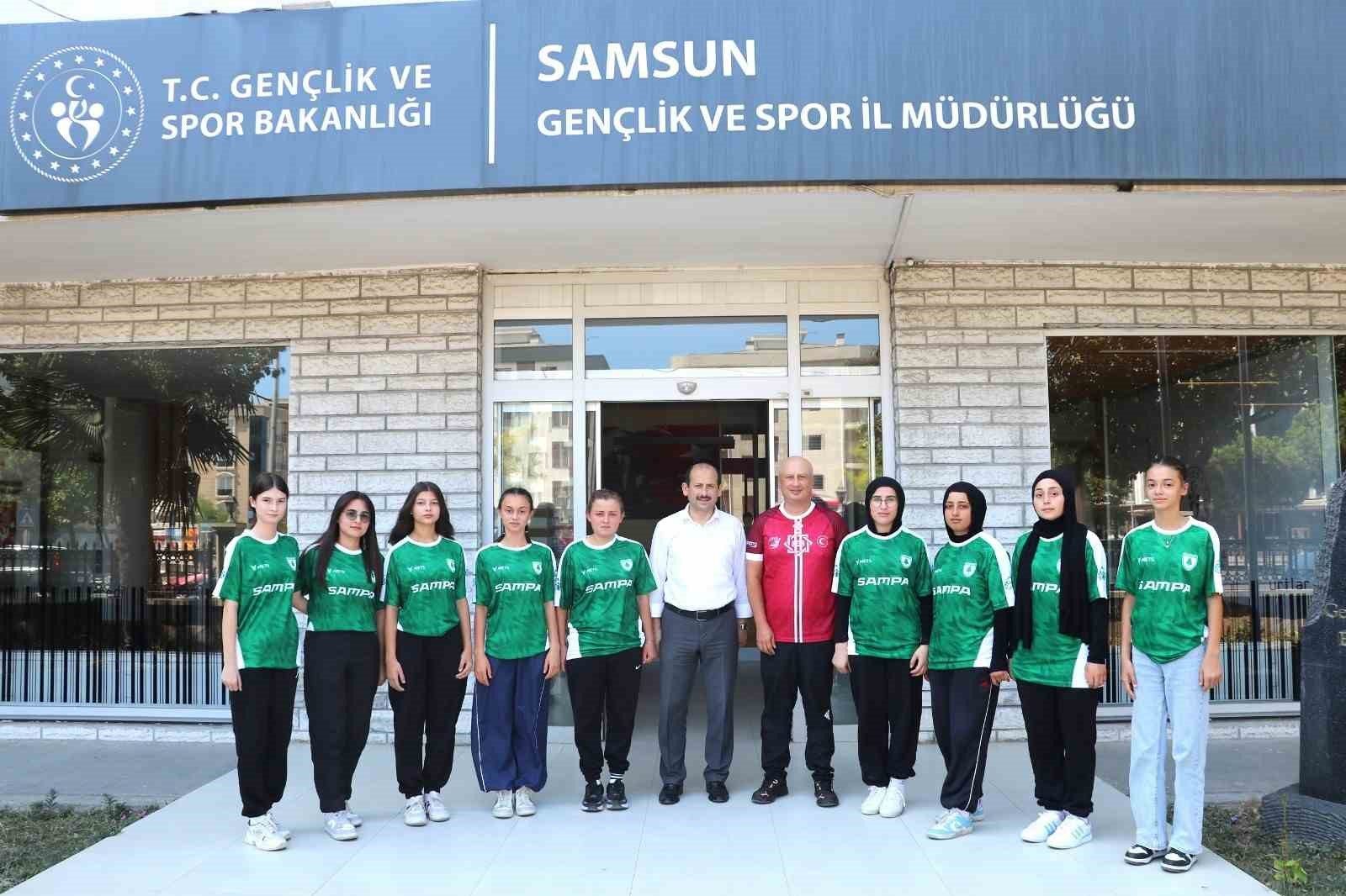 Milli Yolcular İskoçya'nın Yolunu Tutacak
