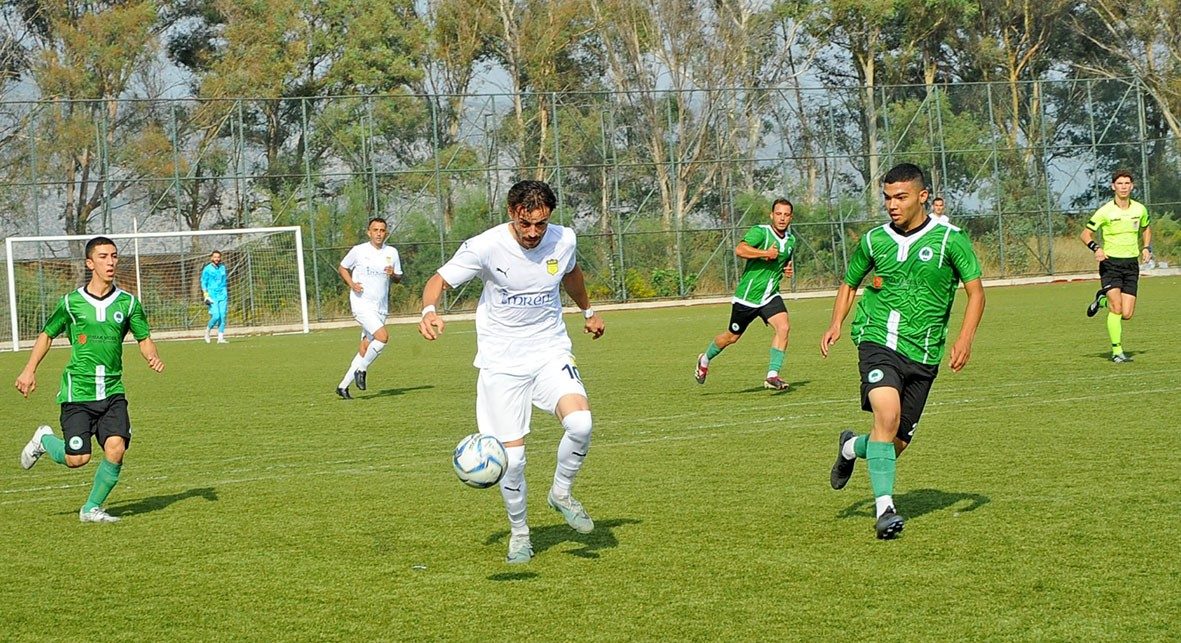 Alaçatıspor, zorlu deplasmandan 1 puanla gururla döndü.