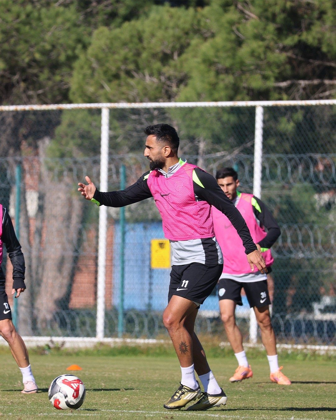 Aliağa FK, Gökhan Karadeniz’in peşinde