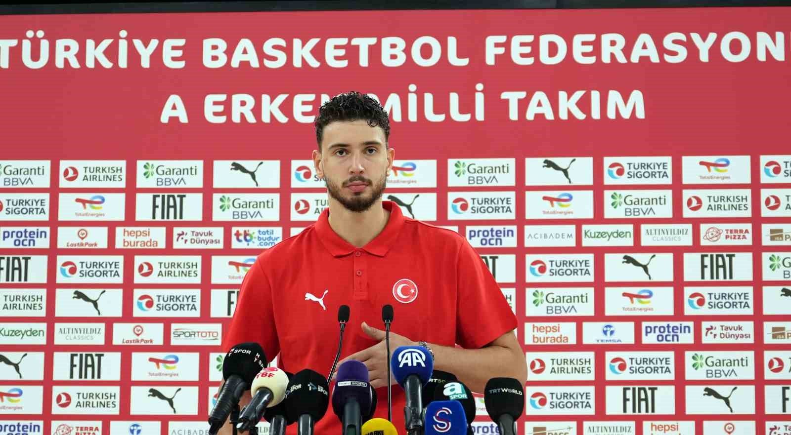 Alperen Şengün: "Eminim madalya ile ülkemize döneriz"