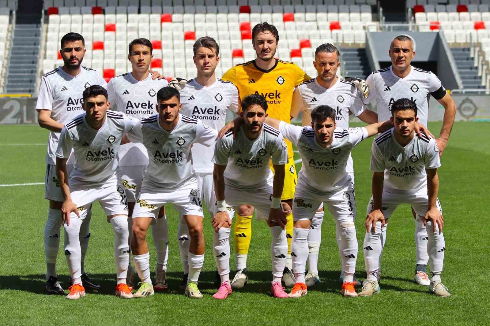 Altay, ligde kalma iddiasını sürdürüyor