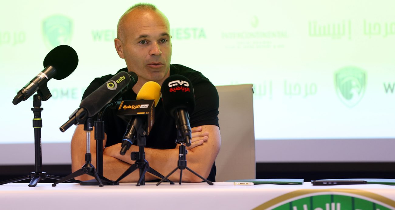 Efsanevi Orta Saha Maestrosu Andres Iniesta Sahaya Veda Ediyor