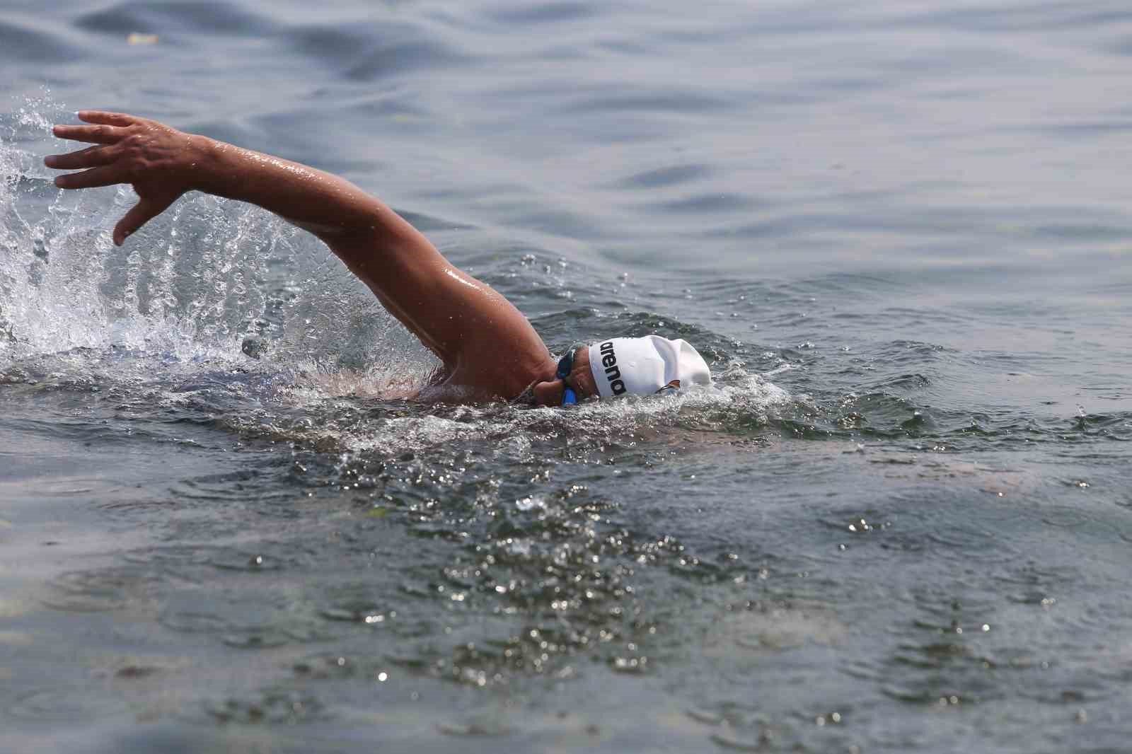 Marmara'nın Cesur Yürekleri: Armutlu'dan Mudanya'ya 12 Kilometrelik Deniz Maratonu