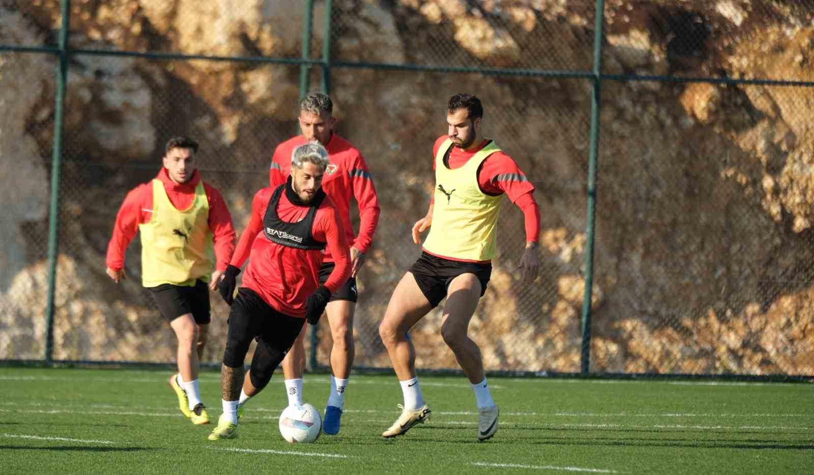 Hatayspor, Adana Demirspor randevusuna hazırlanıyor