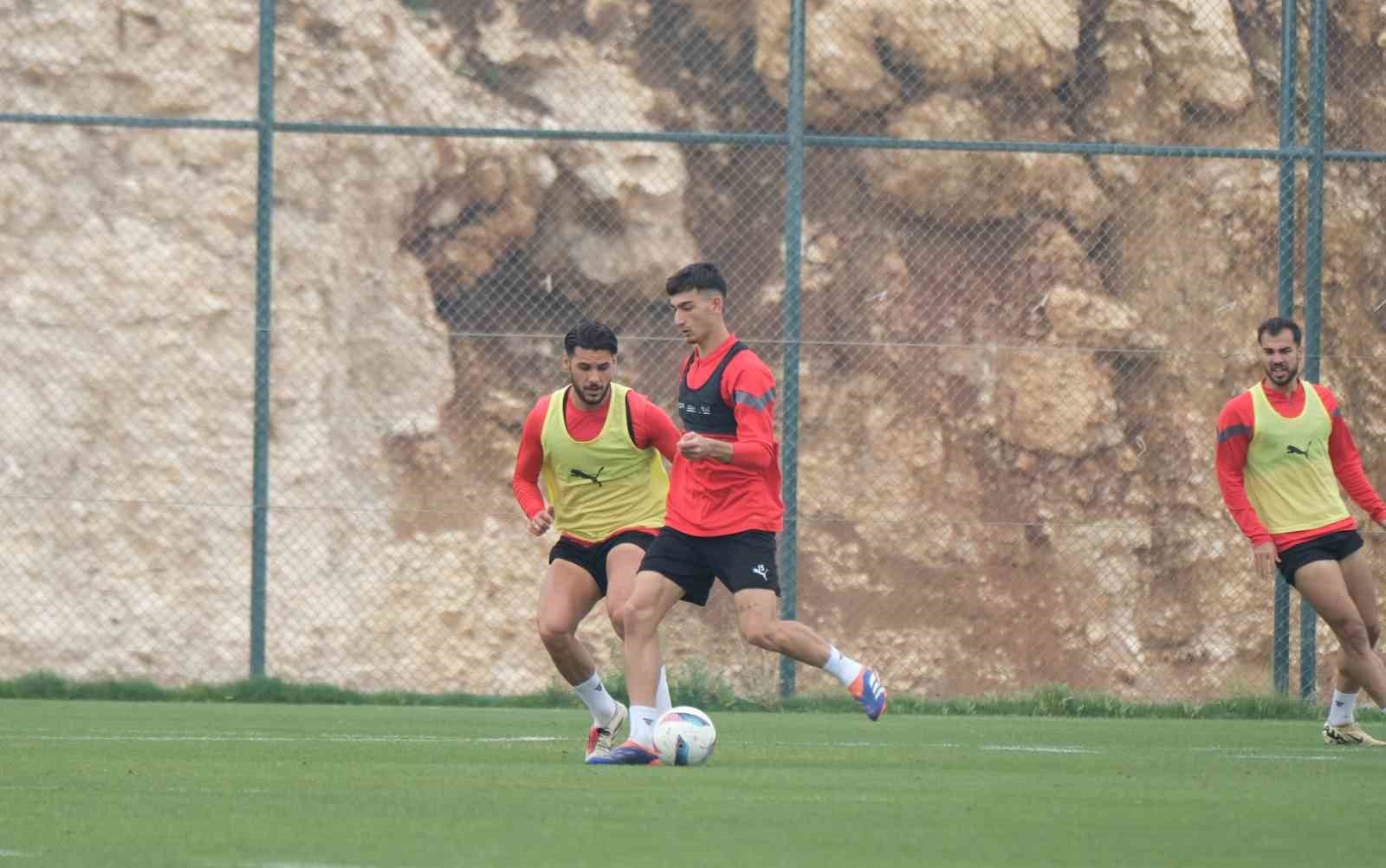 Atakaş Hatayspor, Başakşehir maçı hazırlıklarını sürdürdü