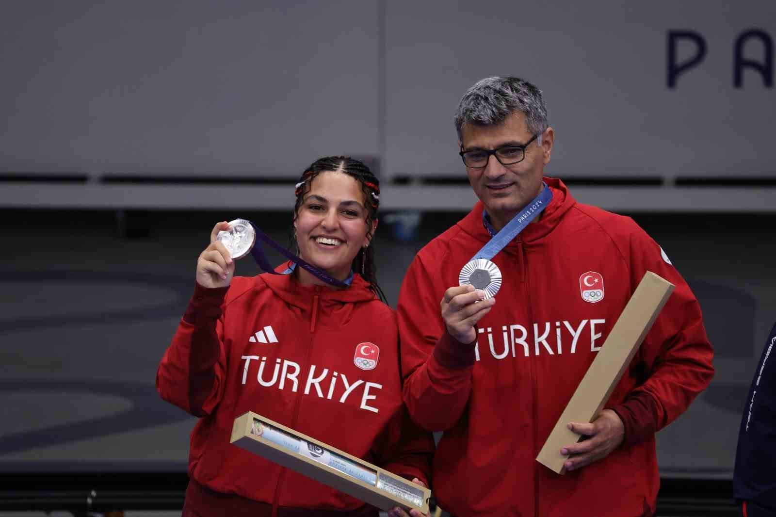 Türk Atıcıları Şevval ve Yusuf'tan Gümüş Parıltısı
