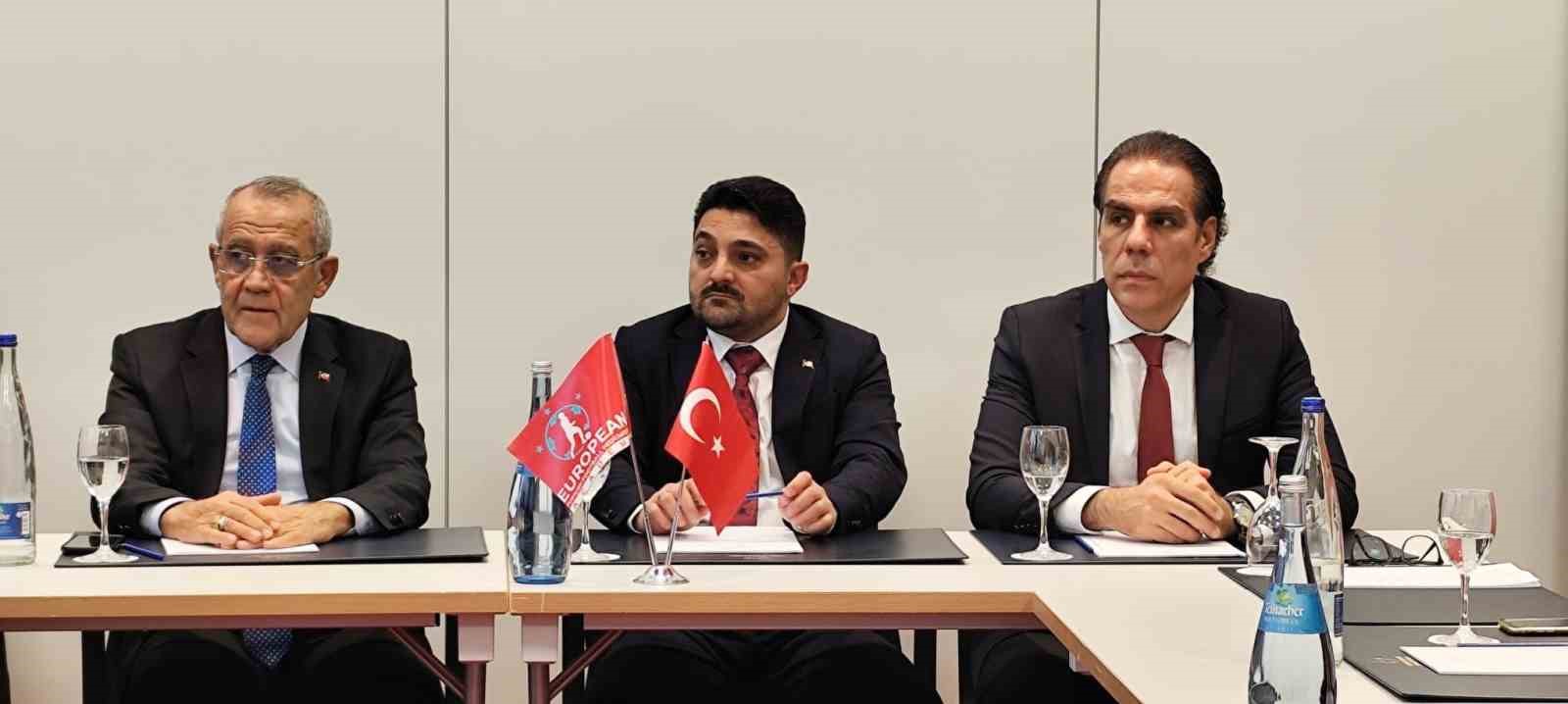 Avrupa'nın Türk Futbol Kalbi Yeni Liderini Arıyor