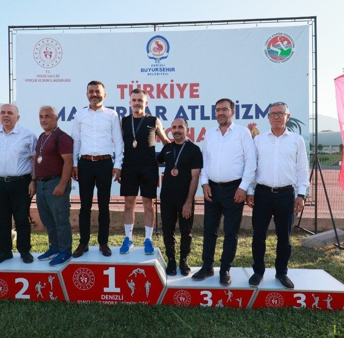 Aydınlı Atletin Madalya Avcılığı Devam Ediyor