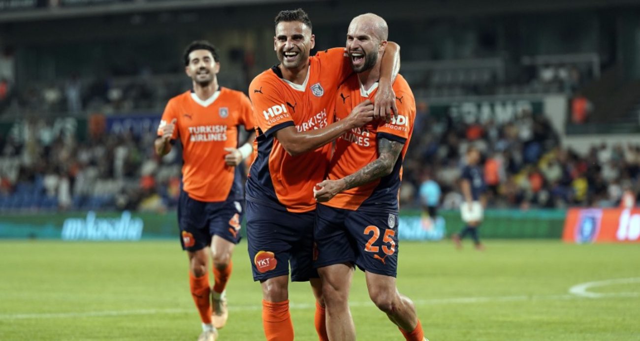 Başakşehir, Rakibine Gol Yağmuru Yağdırdı