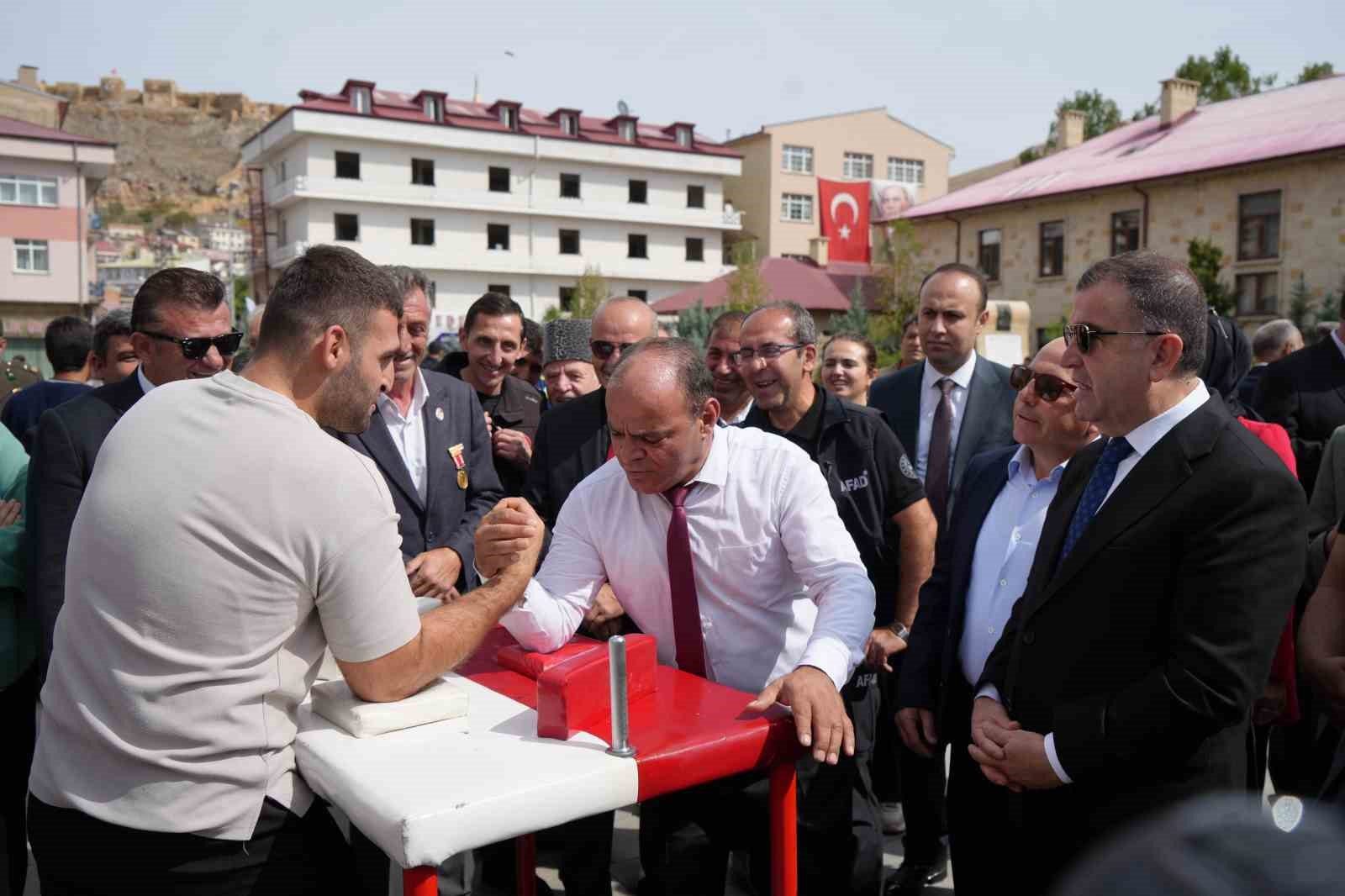 Bayburt'un Cesur Yürekleri Sportif Buluşmada Bir Araya Geldi