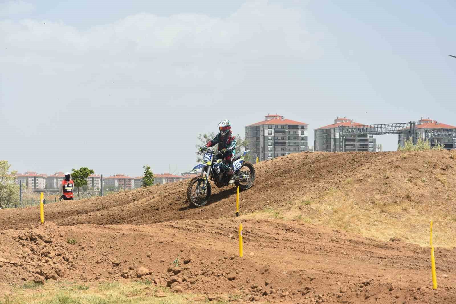 Dünyanın En Güzel Motokros Parkuru Afyonkarahisar'da Kapılarını Açtı