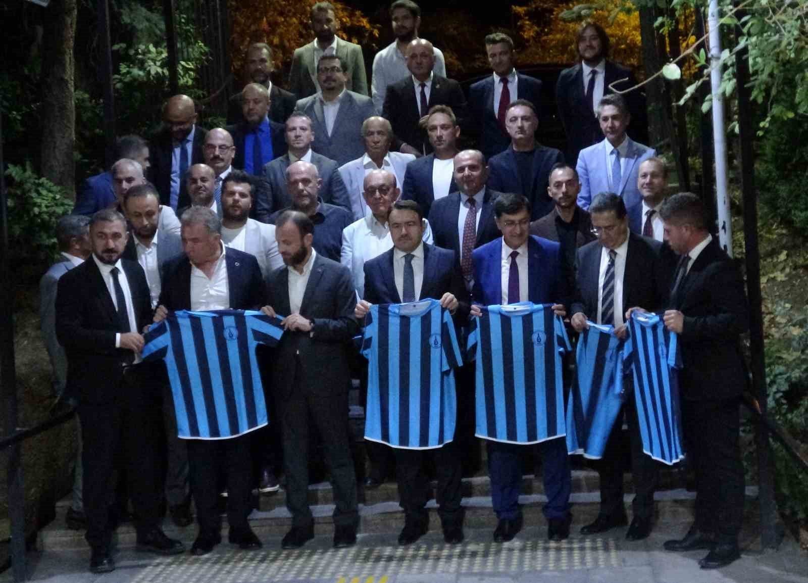 Kütahyaspor'un Zafer Yemeği