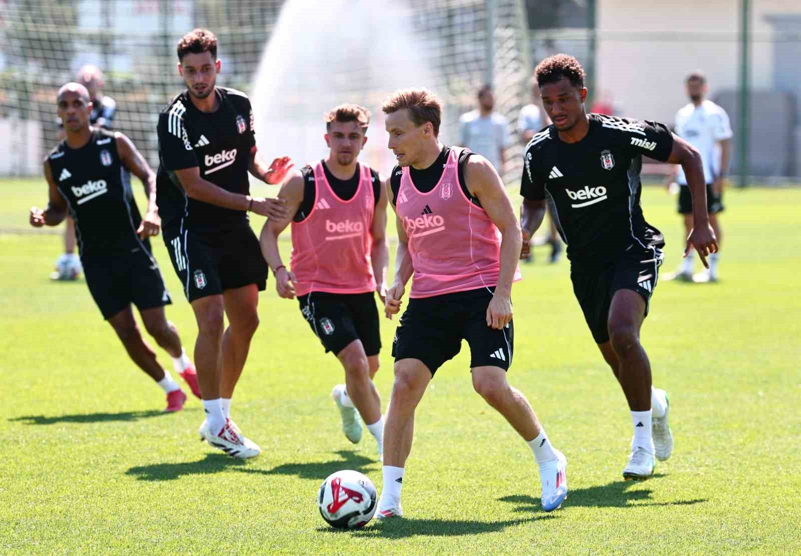 Beşiktaş, Başakşehir maçı hazırlıklarına başladı