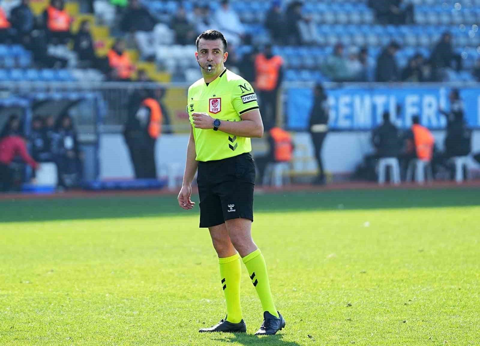 Beşiktaş - Galatasaray derbisinin VAR’ı Ömer Faruk Turtay oldu