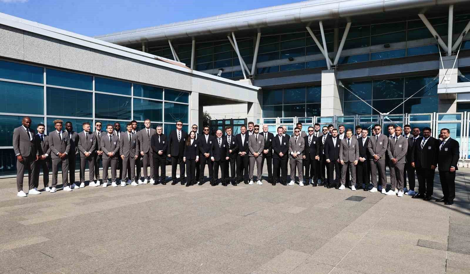 Siyah Beyazlılar Amsterdam Yolcusu