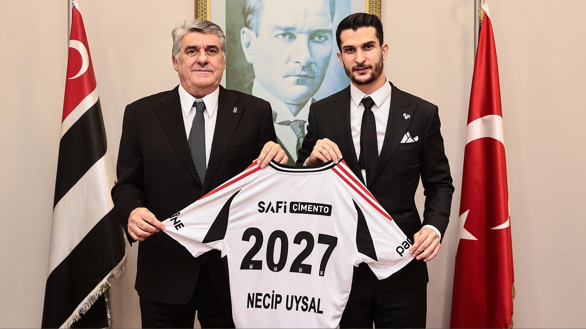 Kara Kartal'ın Sadık Evladı Necip Uysal ile Sözleşme Uzatıldı