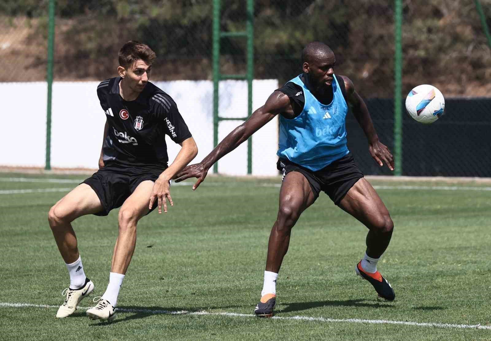 Siyah-Beyazlılar, Lugano Deplasmanına Keskin Nişan Alıyor