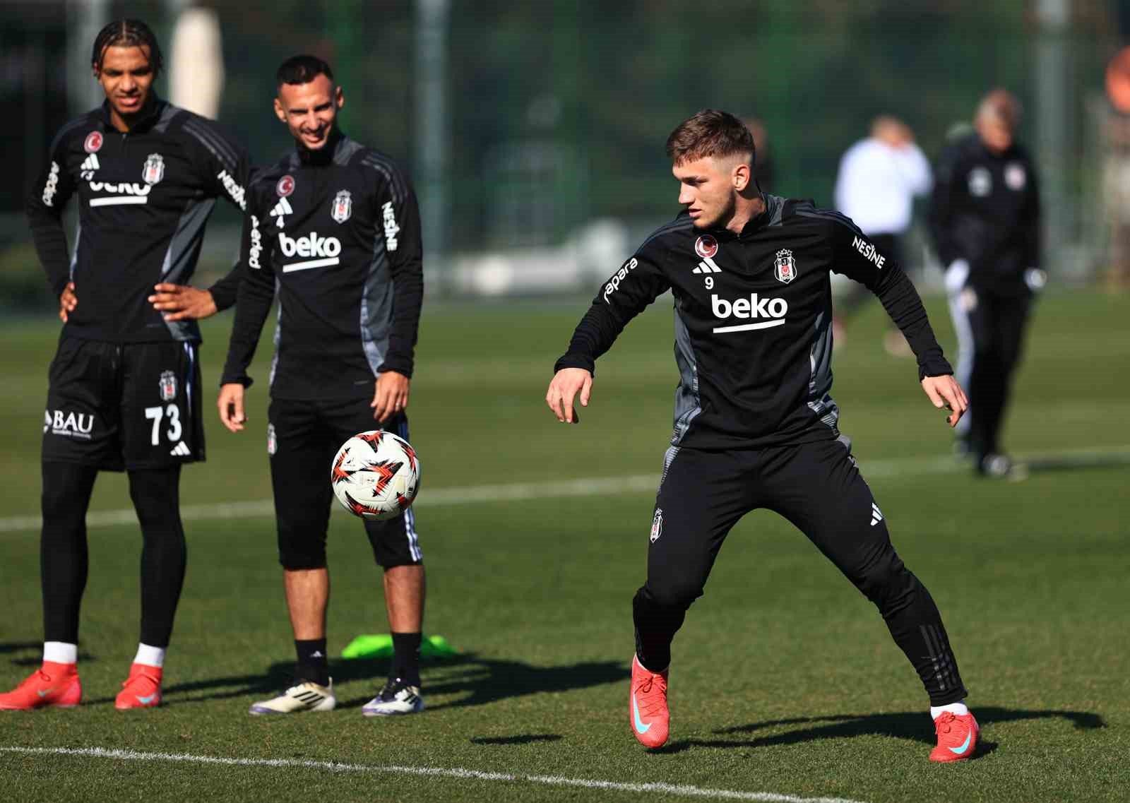 Kartal, Twente sınavına hazırlanıyor