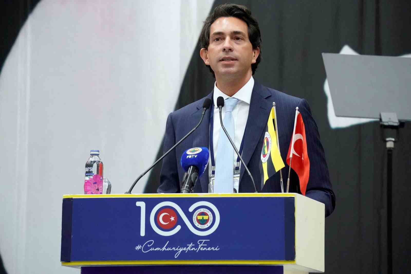Burak Kızılhan: “Fenerbahçe derbide galip gelip hedefleri yolunda derbi yaşatsın"