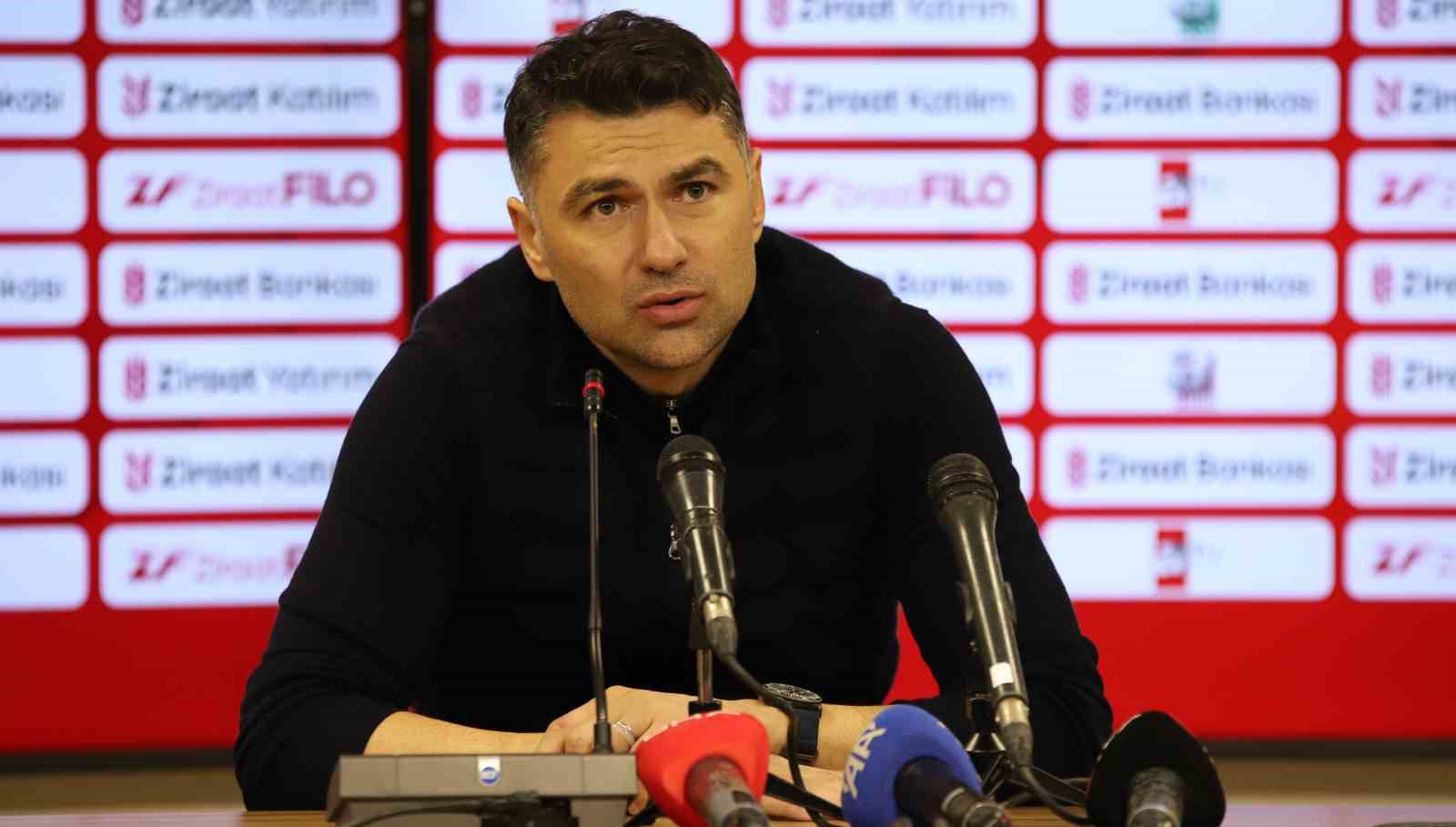 Burak Yılmaz: "Çok üzücü bir gece oldu bizim için"