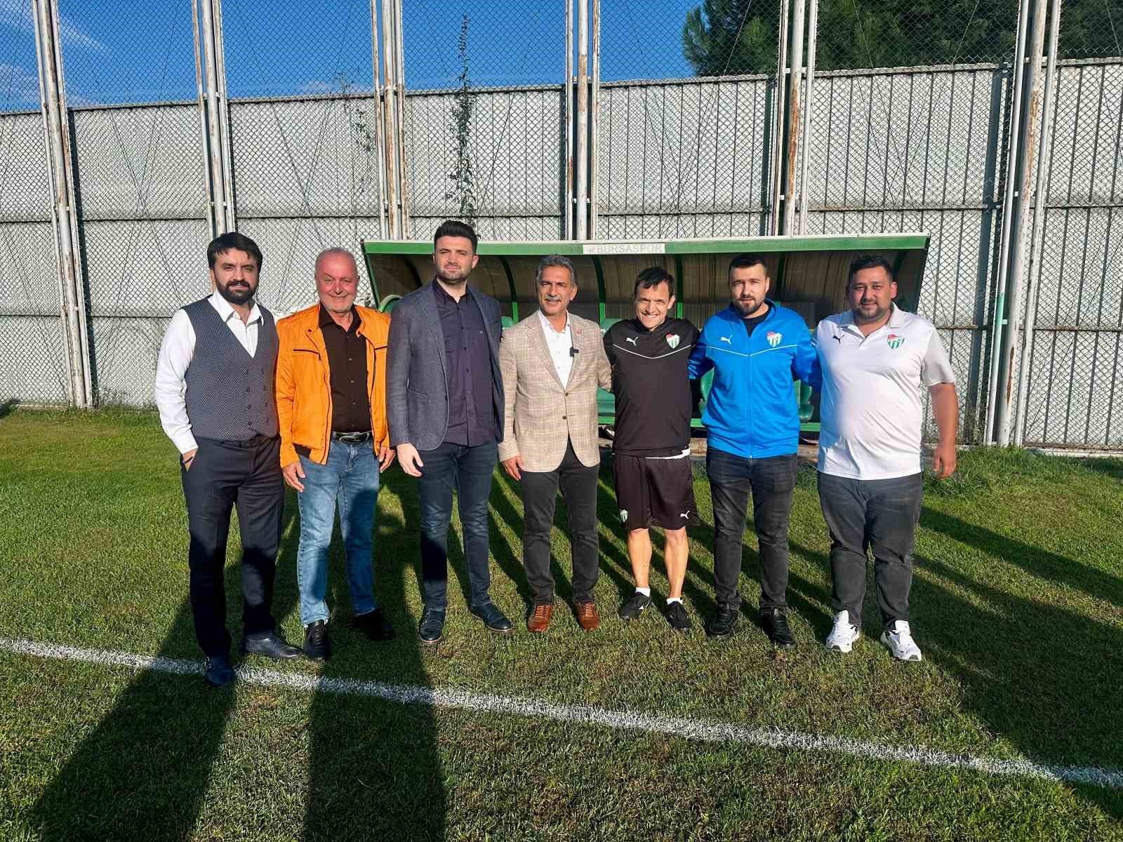 Bursaspor'a Destek Sağlayacak Her Girişimin Arka Sıralarındayız