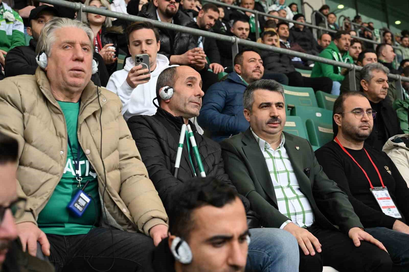 Bursa'nın Sevdası Engel Tanımaz