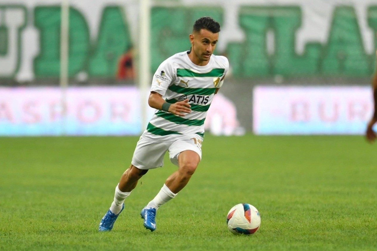 Bursaspor, Yiğitali Bayrak’a veda etti