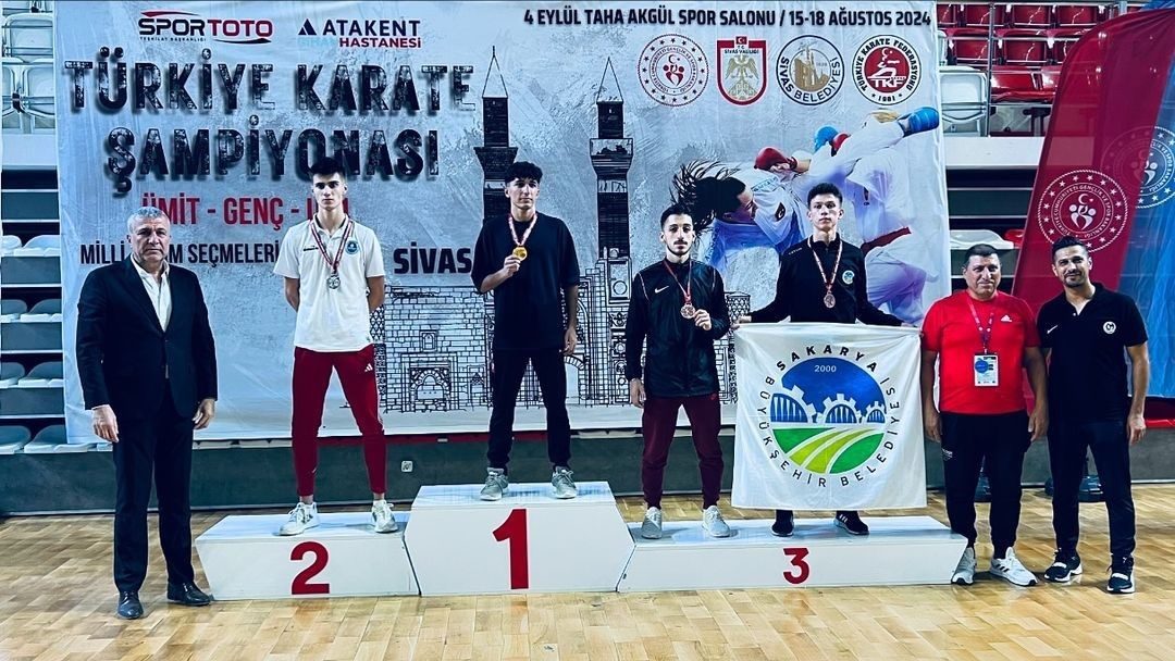 Karatede Başkentliler Şampiyonluk Podyumunda