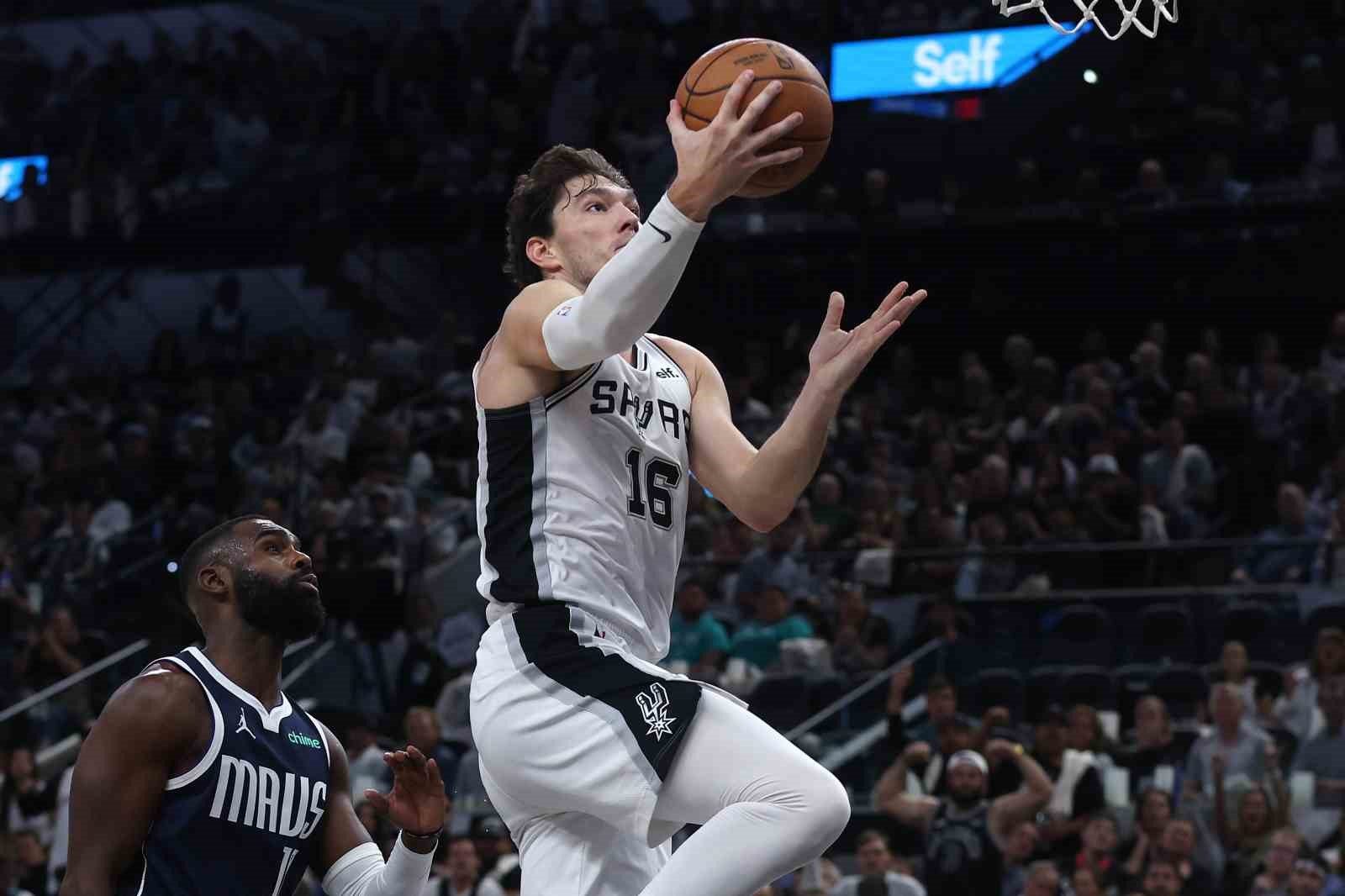 Türk Yıldızı Cedi Osman, Panathinaikos'a Katıldı