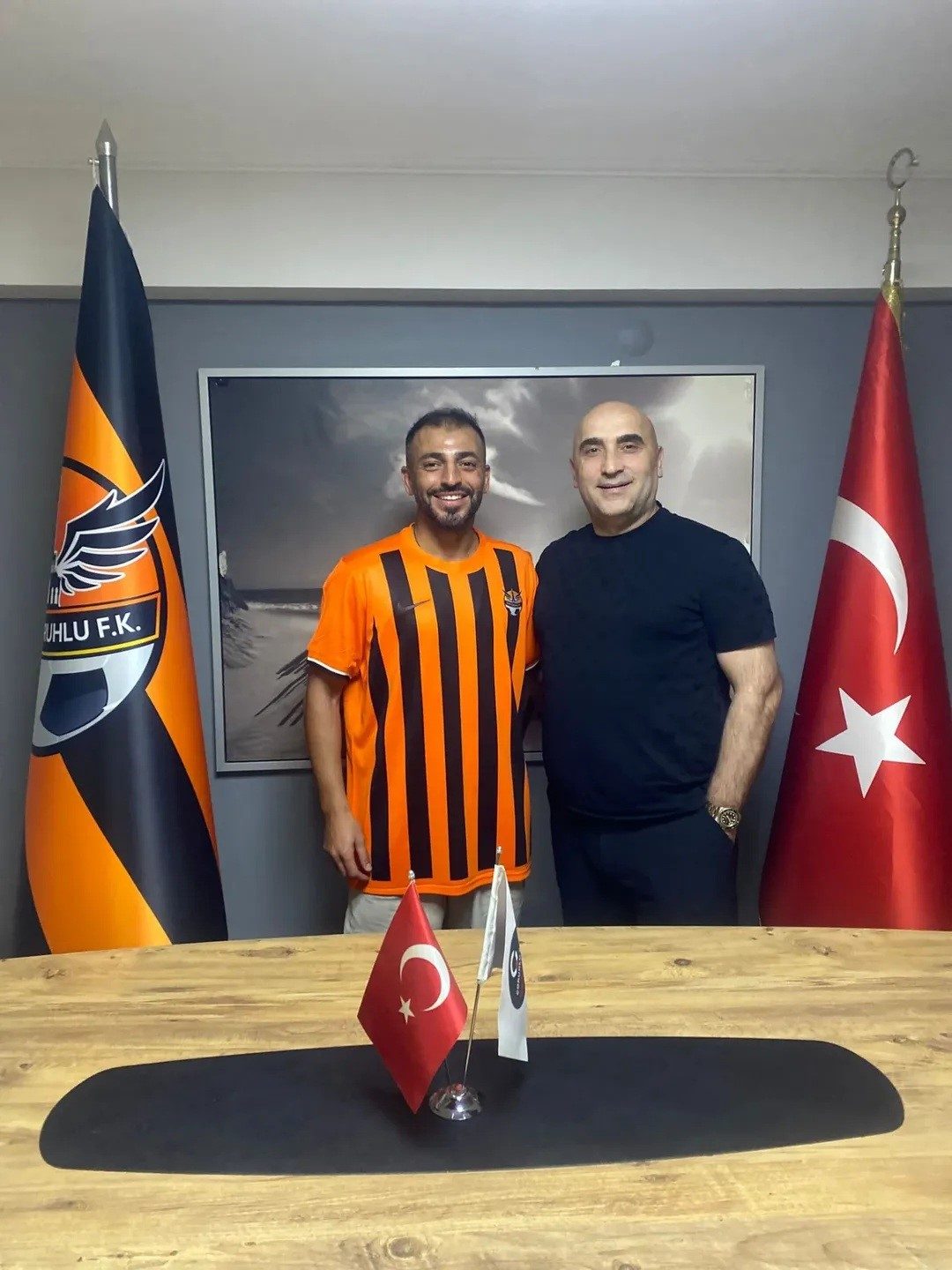 Çoruhlu FK’dan orta sahaya takviye