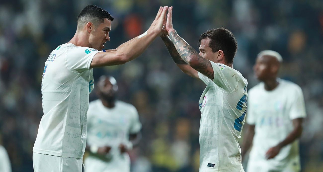 Cristiano Ronaldo 1200. maçında 868. golünü attı