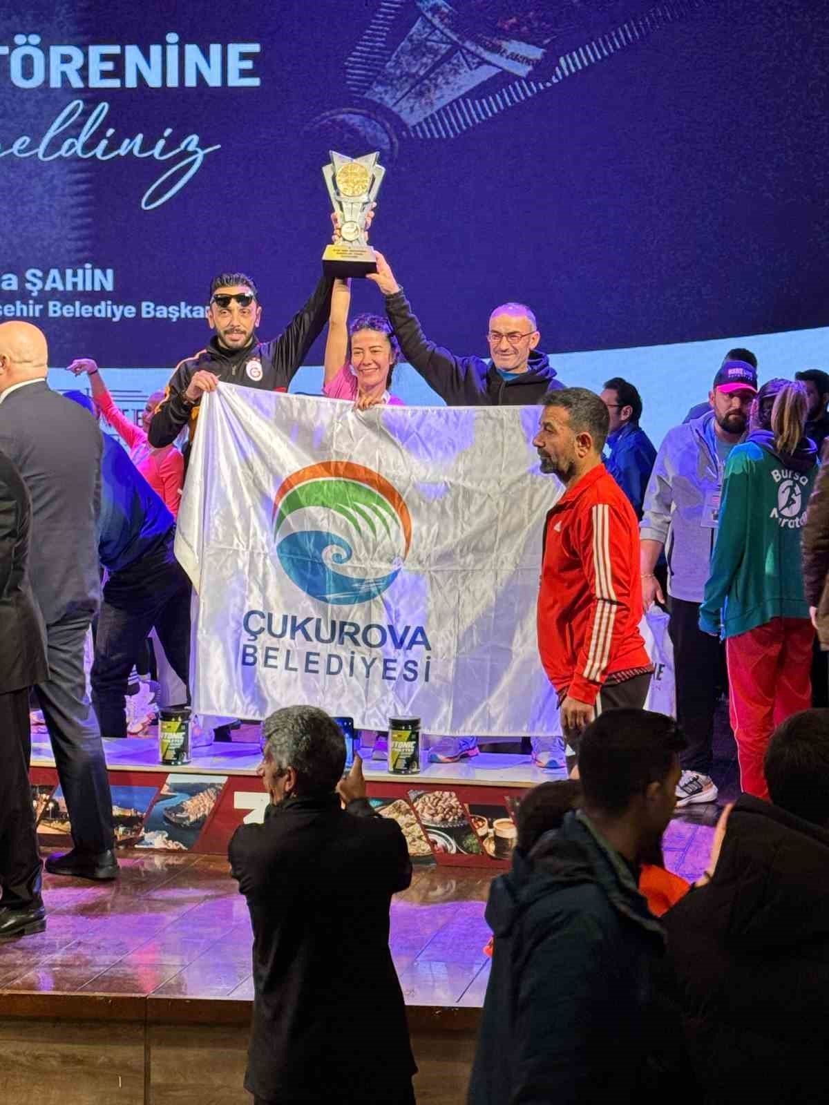 Çukurova Atletizminde Zirveye Doğru Koşuyor
