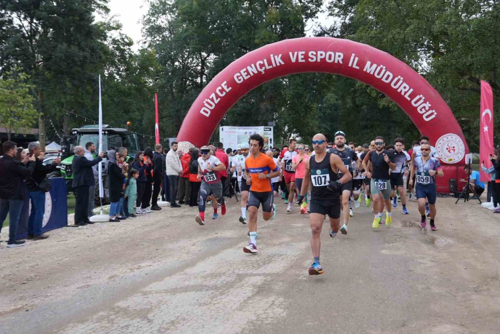 Düzce’de Efteni duatlonu 250 sporcunun katılımı ile yapıldı