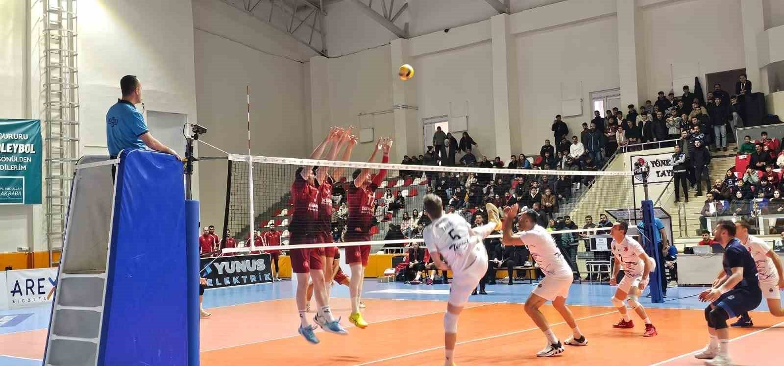 TÜRŞAD, Efeler Ligi'nde Ziraat Bankkart'a Karşı Debacle Yaşadı