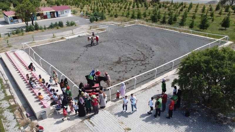 Elazığ Hipodromu: Sosyal Sorumluluk Yarışlarında Birincilik Yolunda