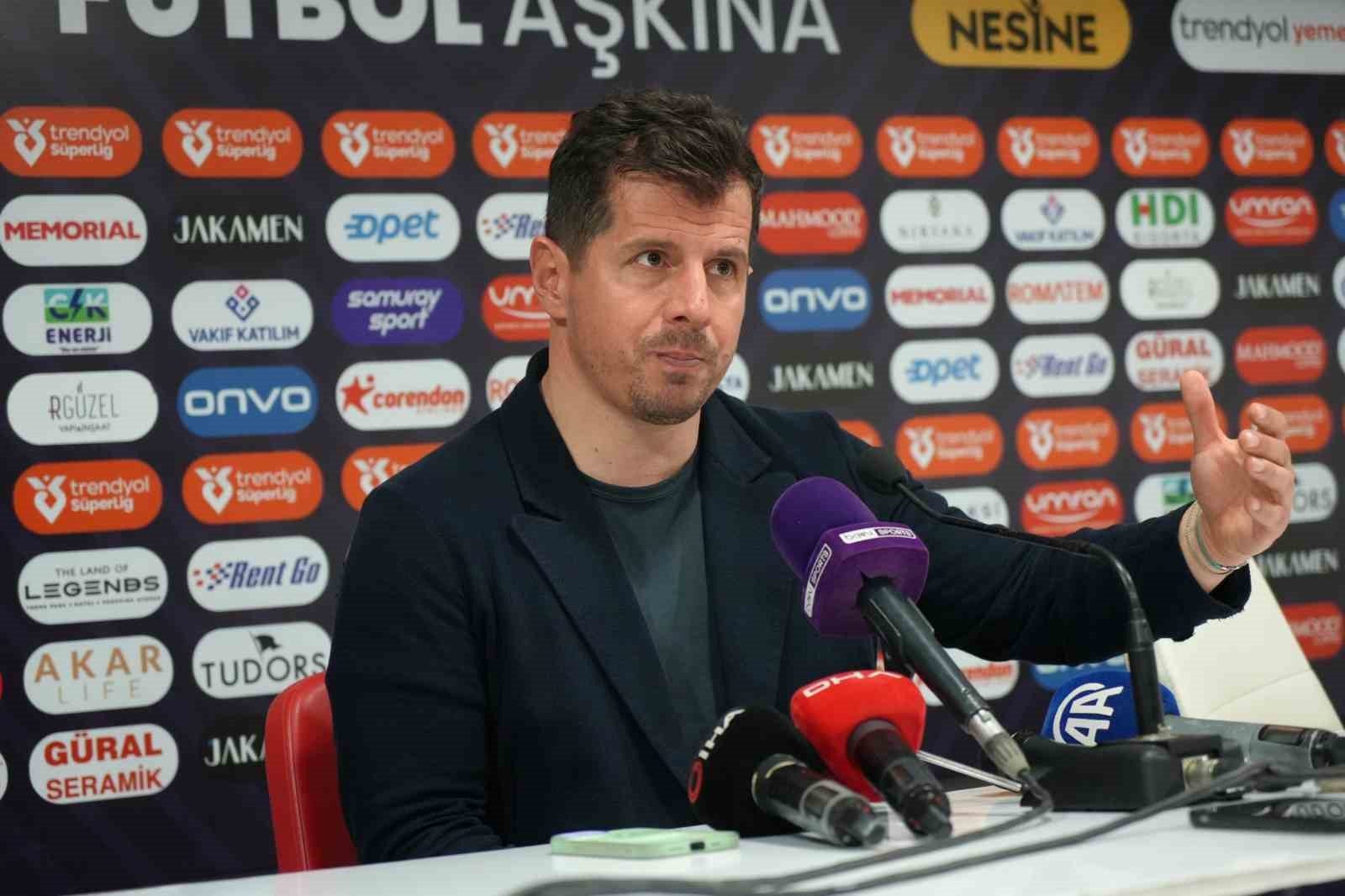 Emre Belözoğlu: "Bu galibiyet bize yeni pencereler açacak, yeni hayaller oluşturacak"