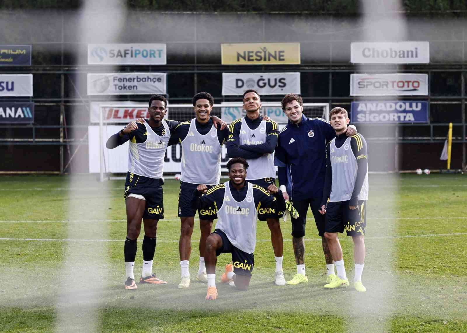 Fenerbahçe, RAMS Başakşehir maçı hazırlıklarını tamamladı