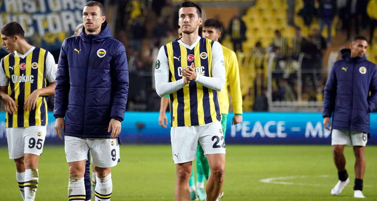Fenerbahçe ve tribünlerden Umut Nayir’e destek