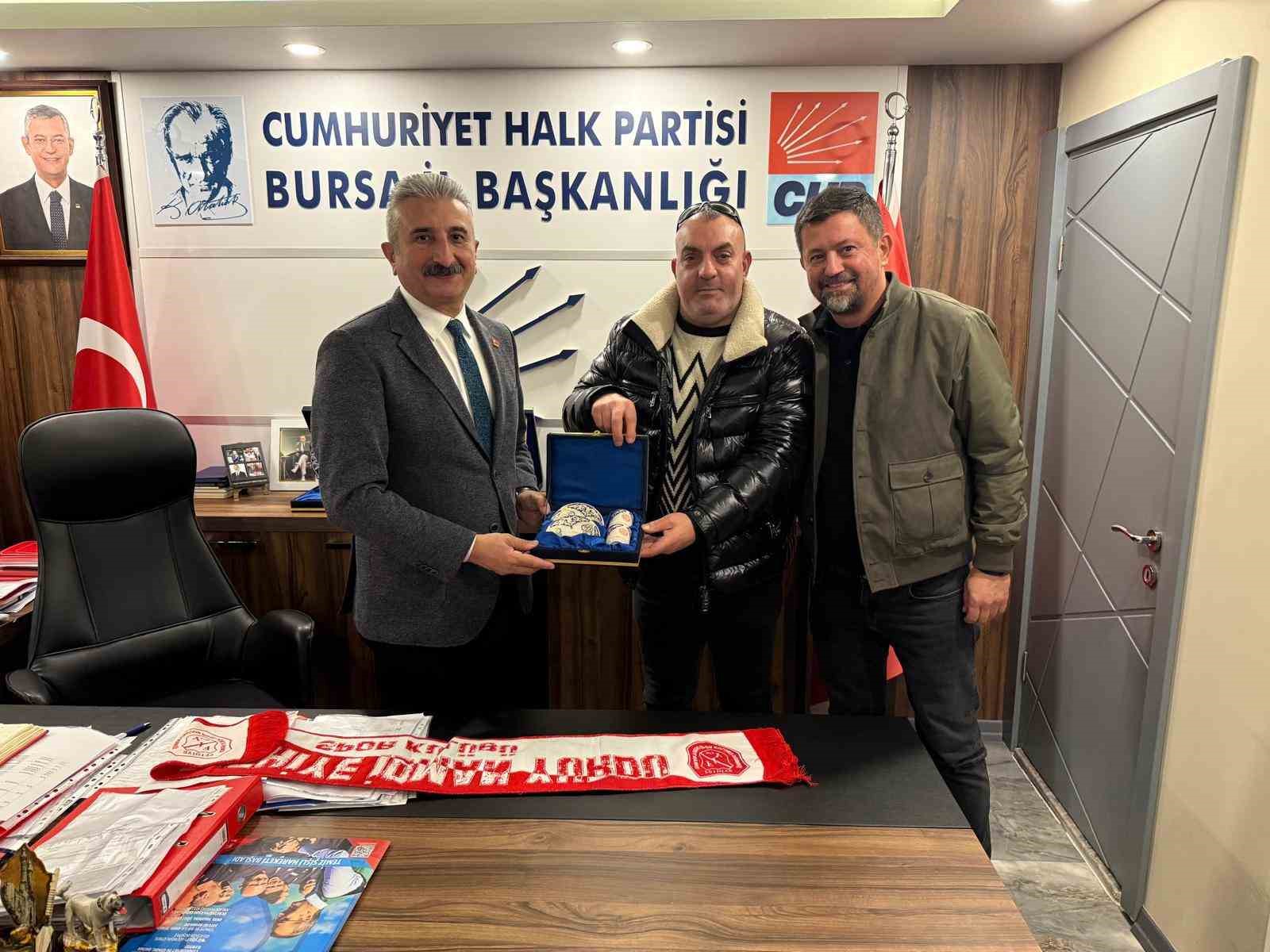 Siyasi Sahadan Siyasi Altyapıya Geçiş: Fethiye İdman Yurdu CHP İl Başkanlığı'nı Ziyaret Etti