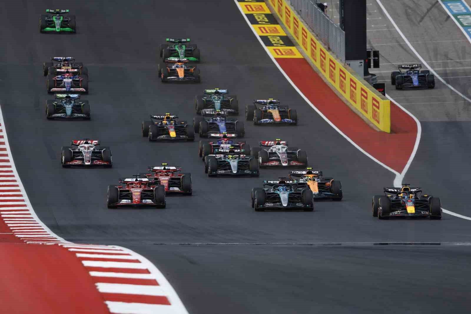 Meksika'da Hızlı Tempolu Bir Yarış: Formula 1'in Sonraki Durağı Grand Prix
