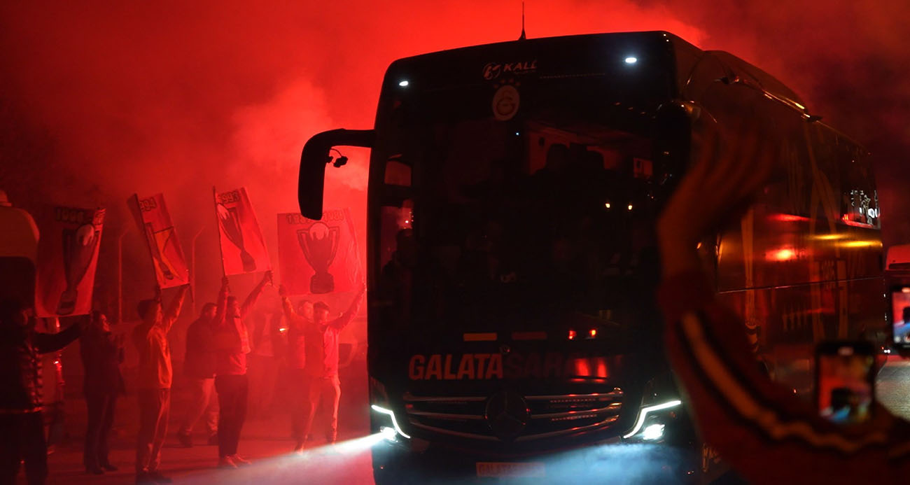 Galatasaray’ın Gaziantep’teki Coşkulu Karşılaması Şehri Sarı-Kırmızıya Boyadı