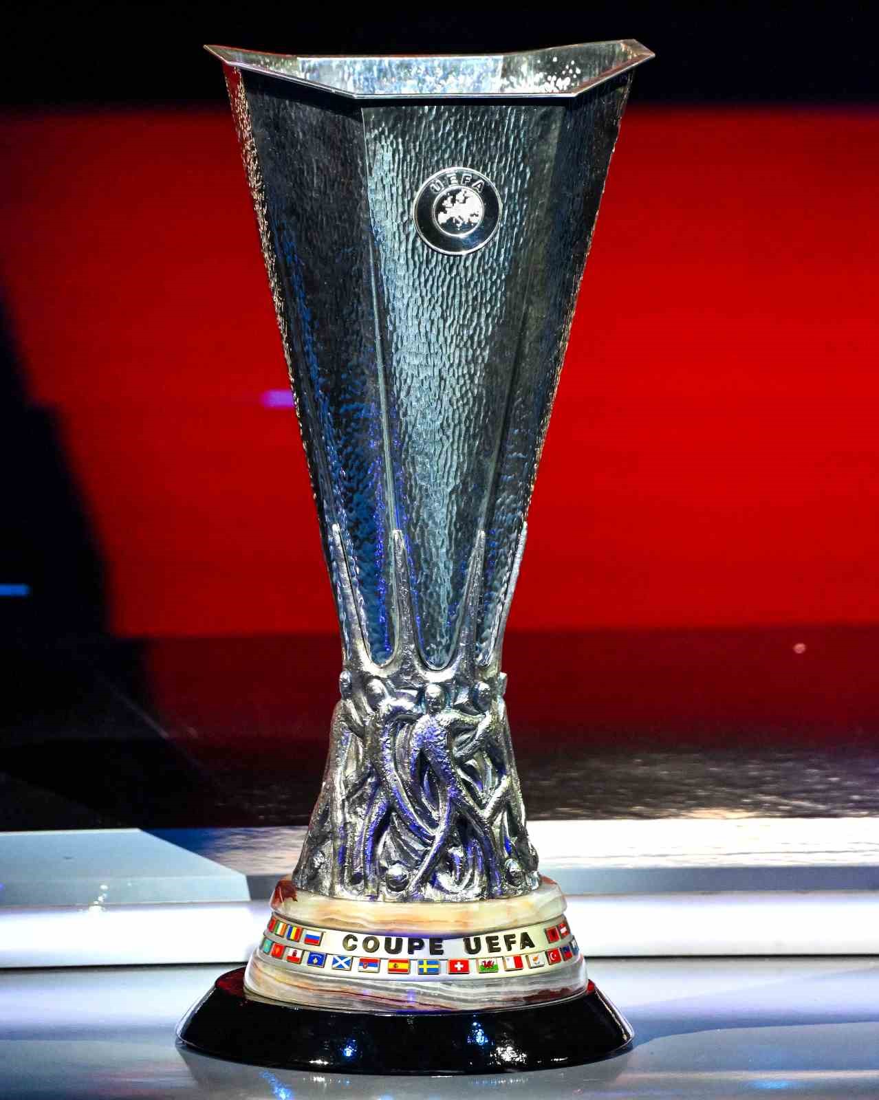 Galatasaray’ın UEFA Avrupa Ligi’ndeki rakibi Sparta Prag oldu