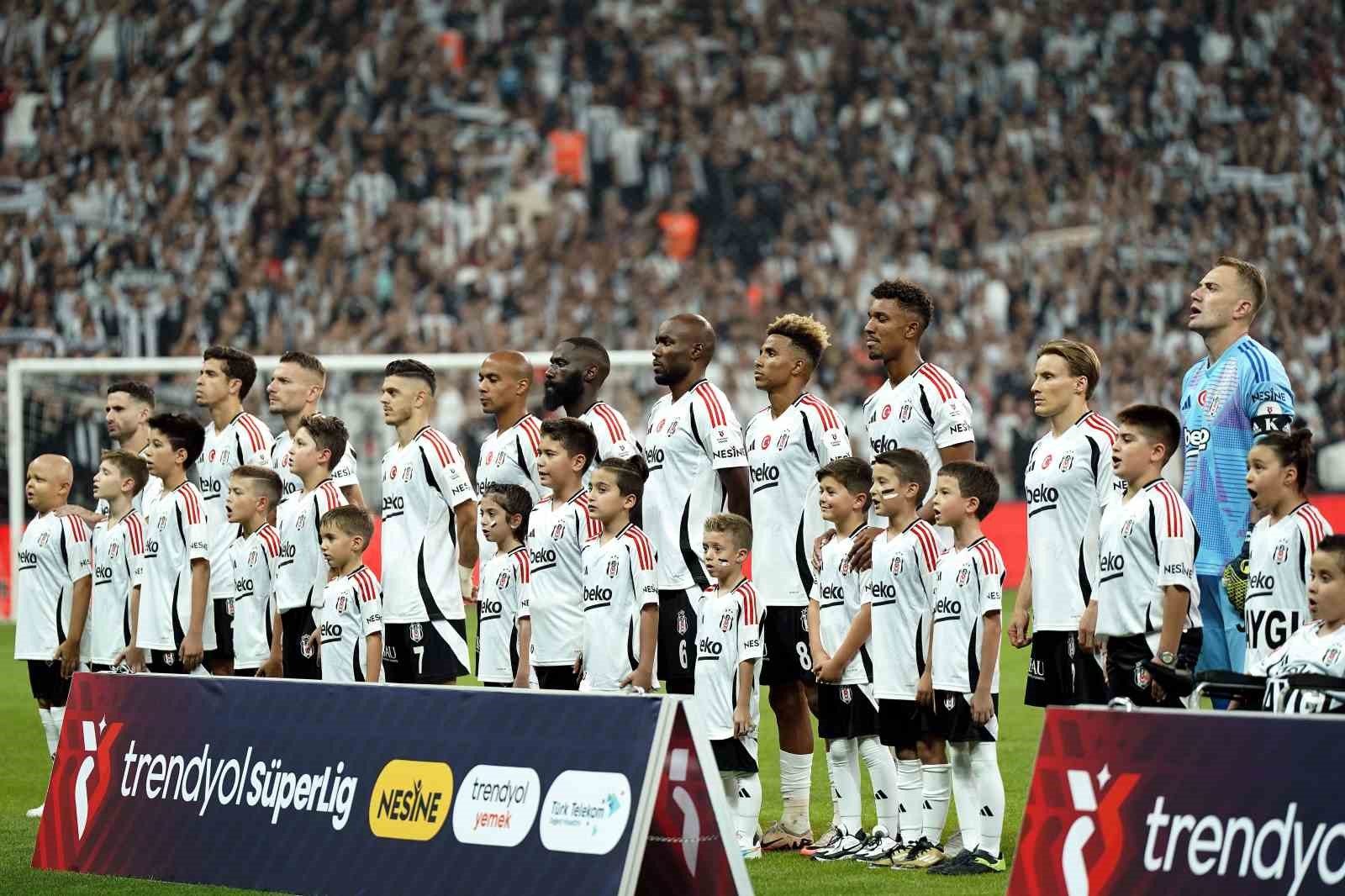 Rangers'ın Avrupa macerası kadro değişikliği olmadan devam ediyor